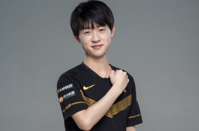 赛场上的拼 赛场上的拼